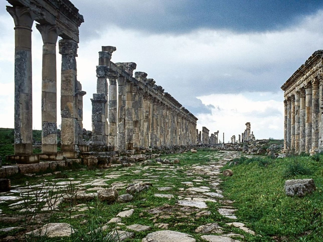 Antik heykellerin mitolojiyi nasıl koruduğunu görün