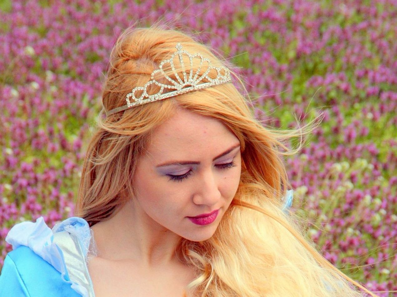 Tanrılar arasındaki aşk ve nefret öyküleri